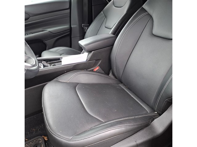 Personenauto, jeep, compass, 2024 - afbeelding 125 van  128