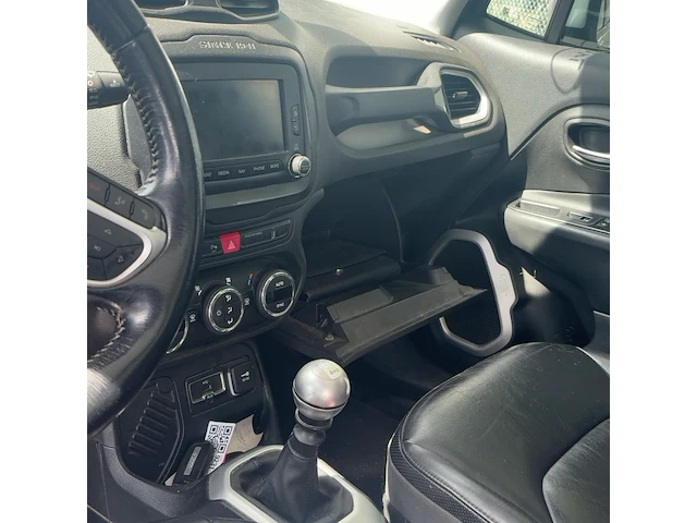 Personenauto, jeep, renegade, 1.6 multijet limited, 2015 - afbeelding 11 van  12