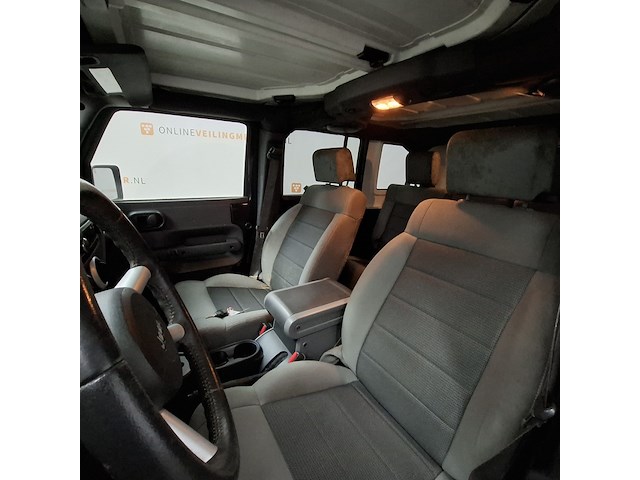Personenauto, jeep, wrangler - afbeelding 14 van  44