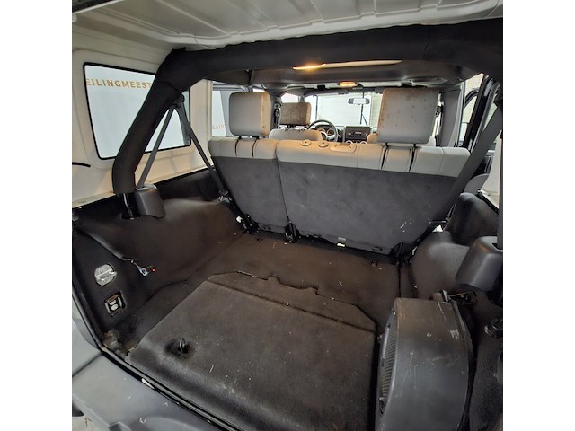 Personenauto, jeep, wrangler - afbeelding 26 van  44