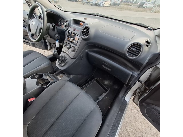 Personenauto, kia, carens 2.0, 2007 - afbeelding 37 van  52