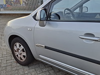 Personenauto, kia, carens 2.0, 2007 - afbeelding 51 van  52