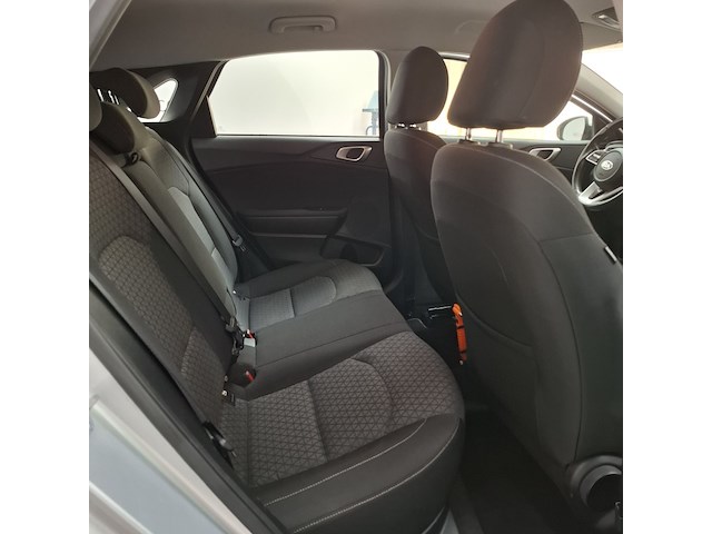 Personenauto, kia, ceed - 1.6 crdi dynamicline - afbeelding 15 van  26