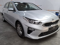 Personenauto, kia, ceed - 1.6 crdi dynamicline - afbeelding 20 van  26