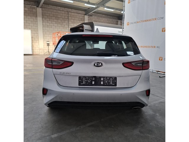 Personenauto, kia, ceed - 1.6 crdi dynamicline - afbeelding 23 van  26