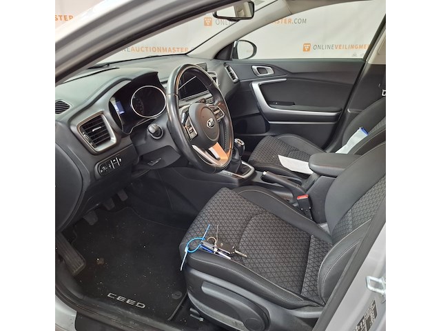 Personenauto, kia, ceed 1.6 crdi - afbeelding 37 van  87
