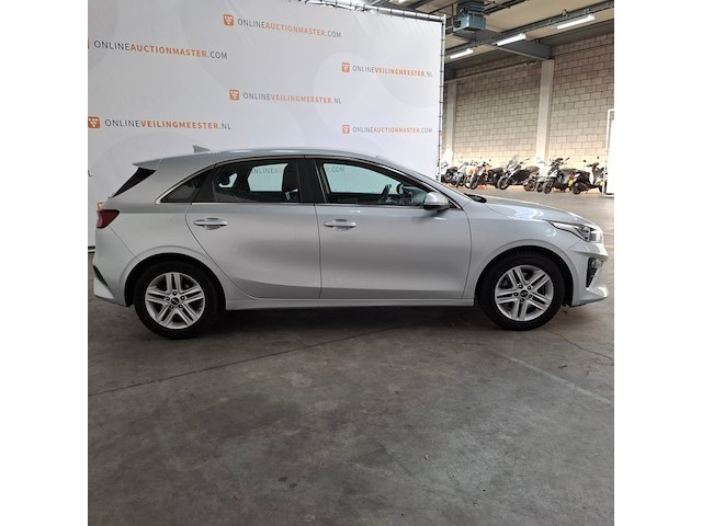 Personenauto, kia, ceed 1.6 crdi - afbeelding 34 van  87