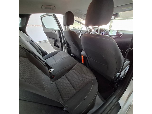 Personenauto, kia, ceed 1.6 crdi - afbeelding 57 van  87
