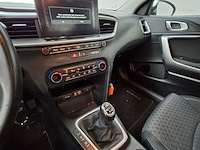 Personenauto, kia, ceed, 2018 - afbeelding 36 van  62