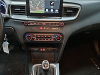 Personenauto, kia, ceed, 2018 - afbeelding 39 van  51