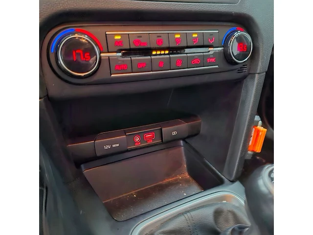 Personenauto, kia, ceed, 2018 - afbeelding 38 van  71