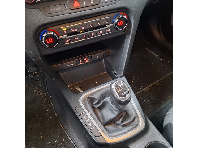 Personenauto, kia, ceed, 2019 - afbeelding 18 van  46