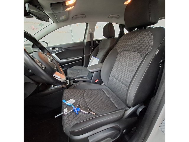 Personenauto, kia, ceed, 2019 - afbeelding 31 van  68