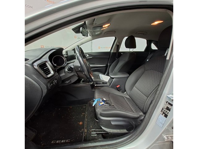 Personenauto, kia, ceed, 2019 - afbeelding 33 van  51