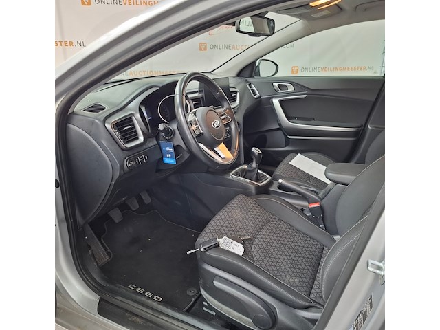 Personenauto, kia, ceed, 2019 - afbeelding 31 van  77