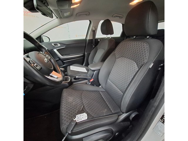 Personenauto, kia, ceed, 2019 - afbeelding 36 van  77