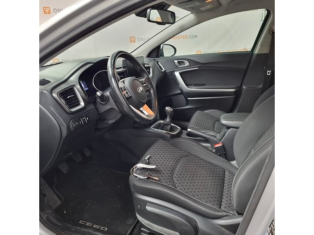 Personenauto, kia, ceed, 2019 - afbeelding 31 van  77