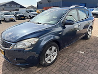 Personenauto kia ceed benzine 90pk 2010 (marge) - afbeelding 1 van  1