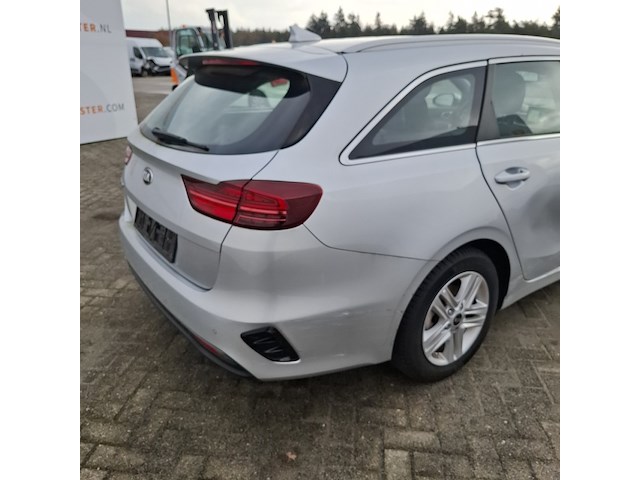 Personenauto, kia, ceed - afbeelding 52 van  55