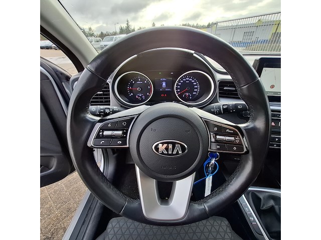 Personenauto, kia, ceed - afbeelding 19 van  46