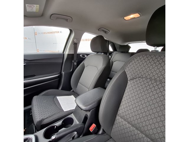 Personenauto, kia, ceed - afbeelding 27 van  46