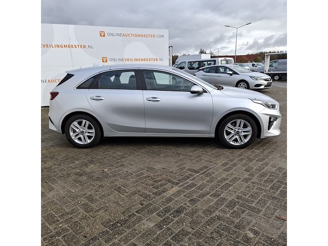 Personenauto, kia, ceed - afbeelding 34 van  46