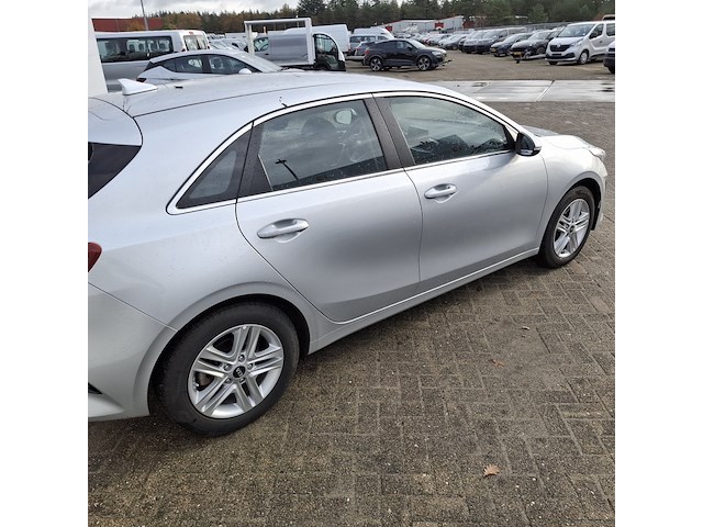 Personenauto, kia, ceed - afbeelding 42 van  46