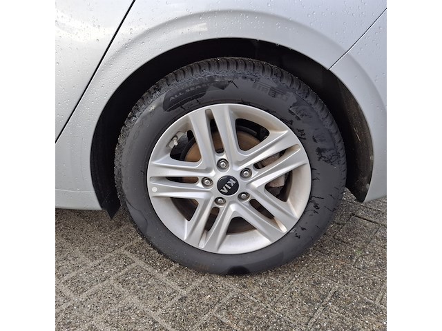 Personenauto, kia, ceed - afbeelding 22 van  41