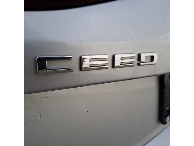 Personenauto, kia, ceed - afbeelding 33 van  41