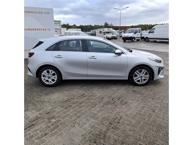 Personenauto, kia, ceed - afbeelding 34 van  41