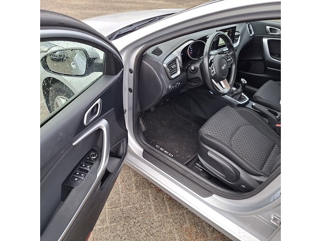 Personenauto, kia, ceed - afbeelding 41 van  41