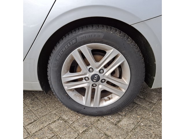 Personenauto, kia, ceed - afbeelding 21 van  40