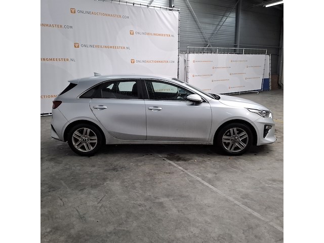 Personenauto, kia, ceed - afbeelding 34 van  53