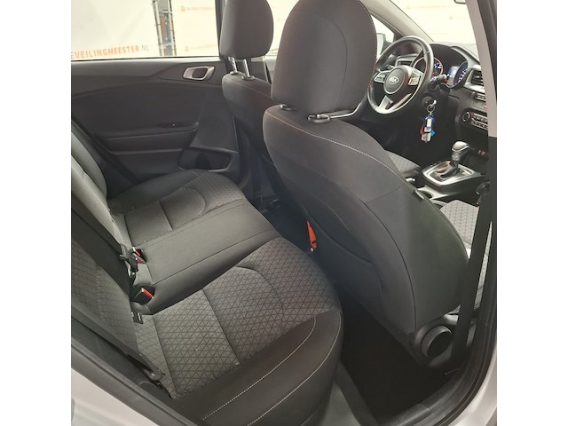 Personenauto, kia, ceed - afbeelding 30 van  56