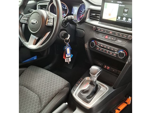 Personenauto, kia, ceed - afbeelding 36 van  56