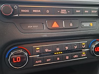 Personenauto, kia, ceed - afbeelding 25 van  54