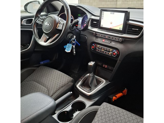 Personenauto, kia, ceed - afbeelding 33 van  54