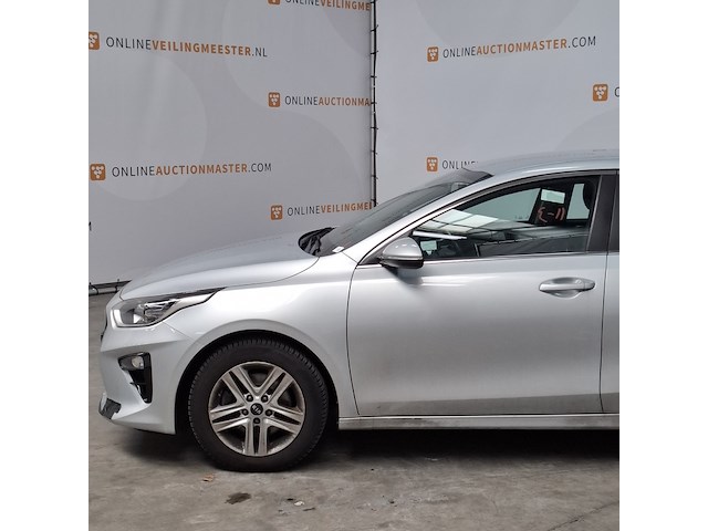 Personenauto, kia, ceed - afbeelding 53 van  54