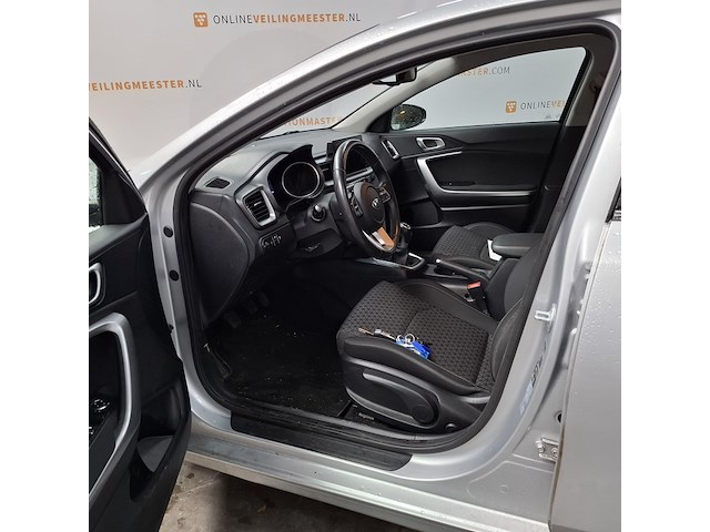 Personenauto, kia, ceed - afbeelding 16 van  53