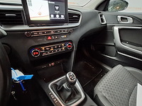Personenauto, kia, ceed - afbeelding 25 van  53