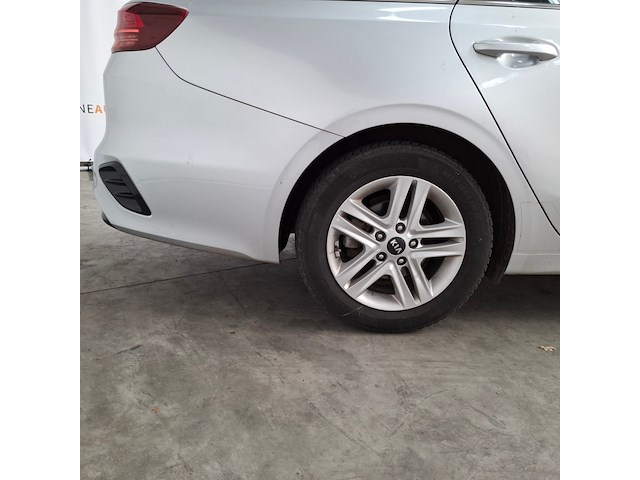 Personenauto, kia, ceed - afbeelding 9 van  59