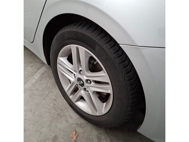 Personenauto, kia, ceed - afbeelding 10 van  59