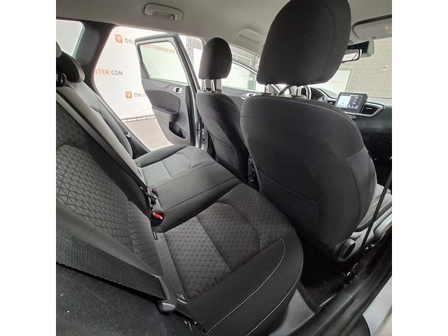 Personenauto, kia, ceed - afbeelding 37 van  59