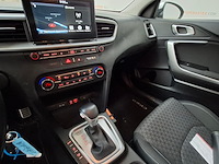 Personenauto, kia, ceed - afbeelding 26 van  56