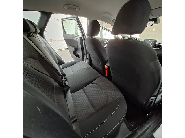 Personenauto, kia, ceed - afbeelding 32 van  56