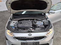 Personenauto, kia, ceed - afbeelding 40 van  56