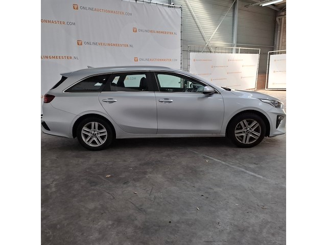 Personenauto, kia, ceed - afbeelding 34 van  56