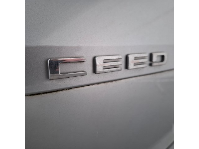 Personenauto, kia, ceed - afbeelding 49 van  56