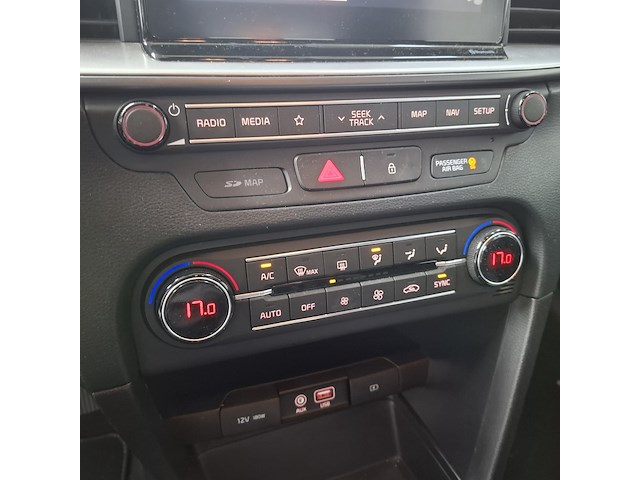 Personenauto, kia, ceed - afbeelding 26 van  60