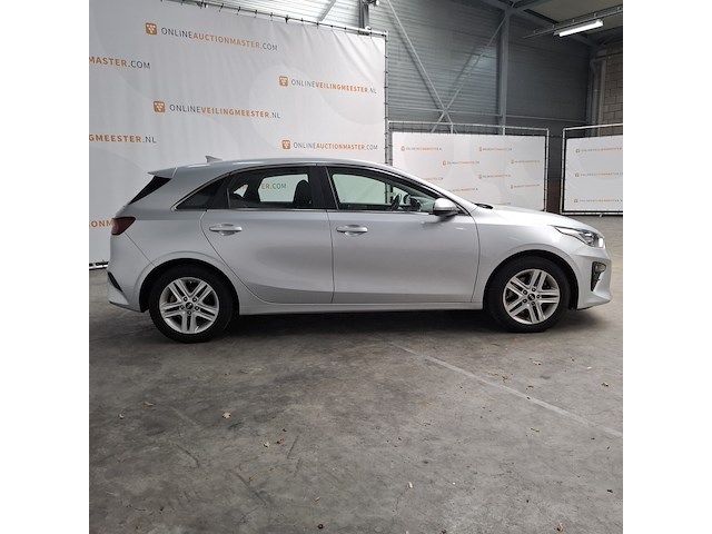 Personenauto, kia, ceed - afbeelding 34 van  60